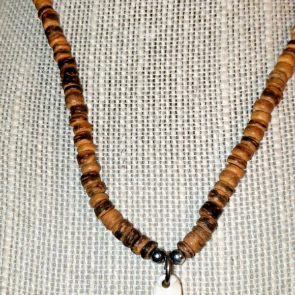 Wooden Beaded Necklace with Turtle Pendant - Picture 2 of 6